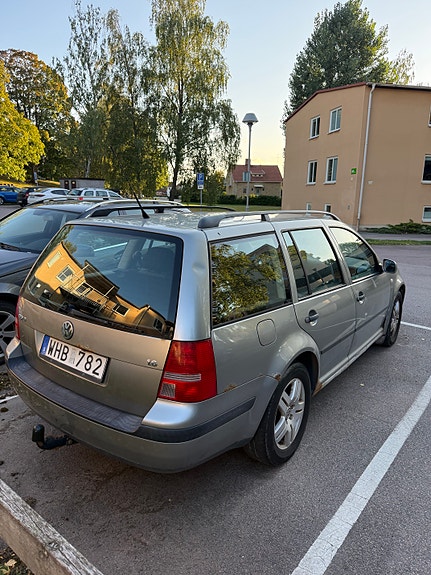 Volkswagen Golf IV 4 of 6