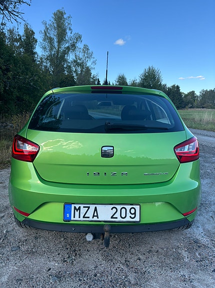 Seat Ibiza 5 of 9