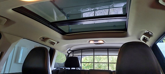 Volvo XC60 12 of 12