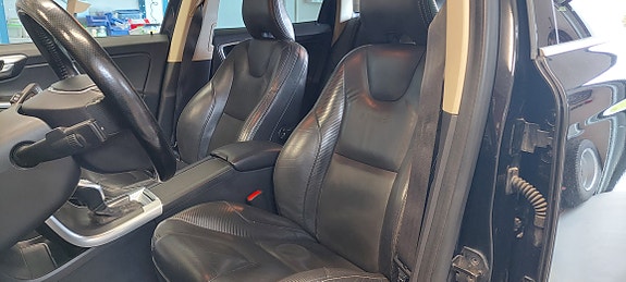 Volvo XC60 10 of 12