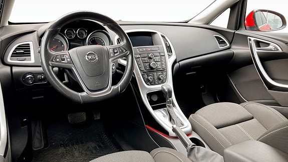 Opel Astra 4 of 8