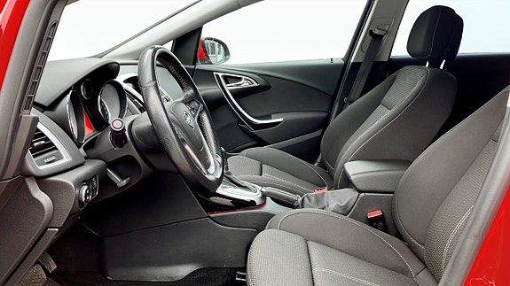 Opel Astra 5 of 8