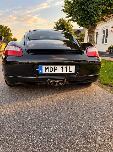 Porsche Cayman S 4 of 9