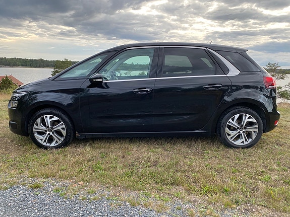 Citroen C4 Picasso 4 of 15