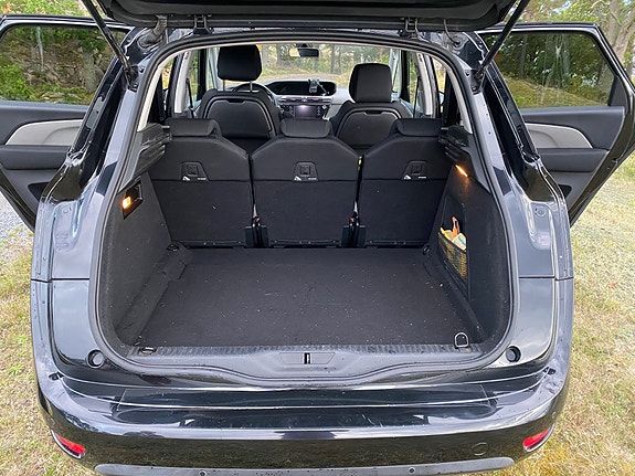 Citroen C4 Picasso 12 of 15