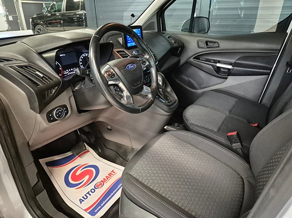 Ford Transit Connect 7 of 15