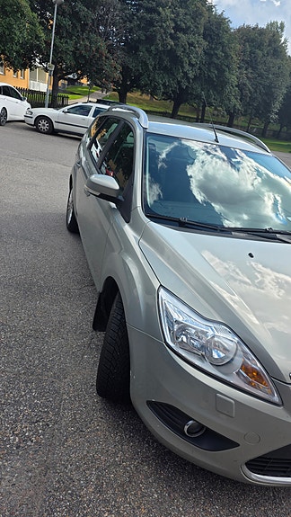 Ford Focus 3 of 8