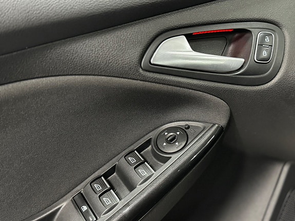 Ford Focus 27 of 29