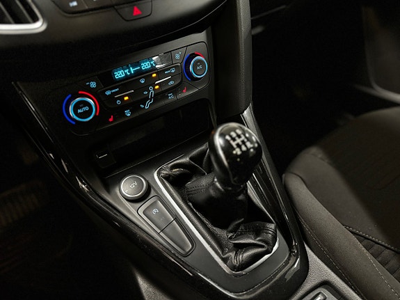 Ford Focus 21 of 29