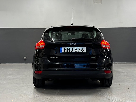 Ford Focus 8 of 29