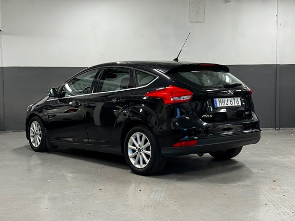 Ford Focus 11 of 29