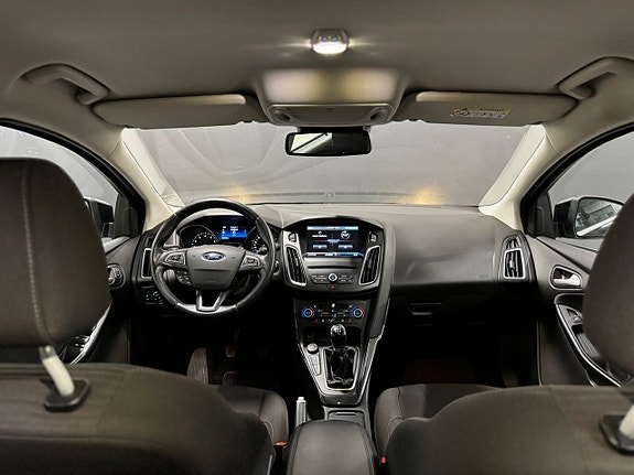 Ford Focus 18 of 29