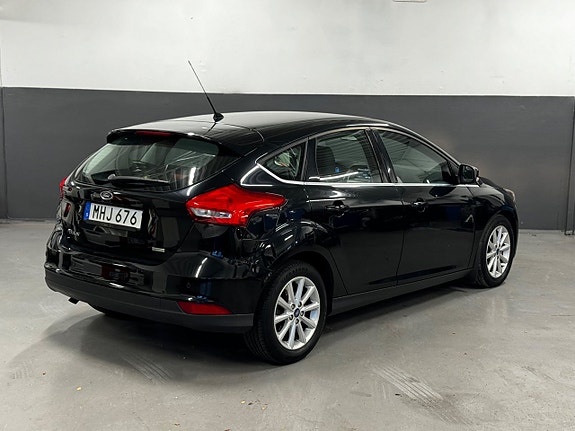 Ford Focus 7 of 29
