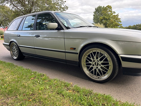BMW 525tds 5 of 8