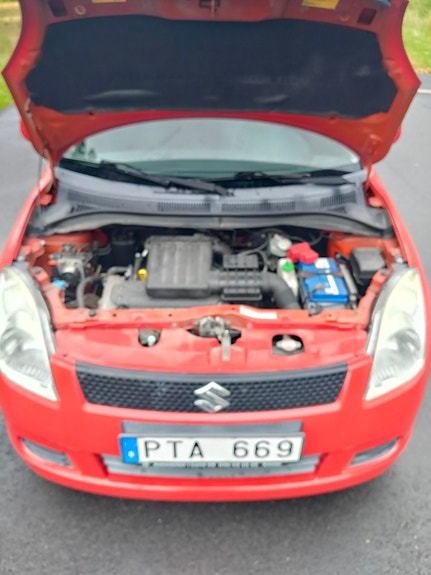Suzuki Swift 12 of 15