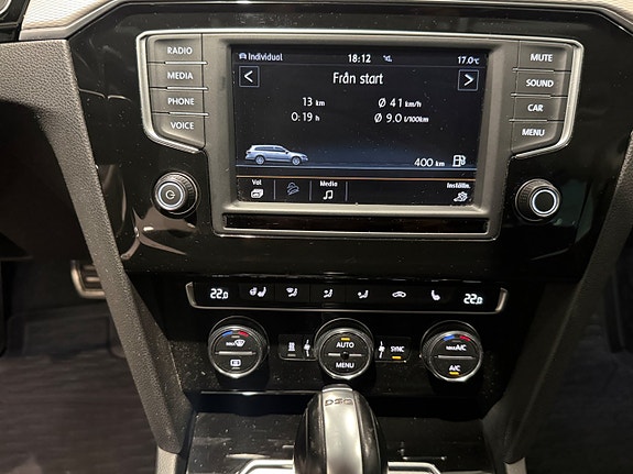 Volkswagen Passat Alltrack 13 of 19