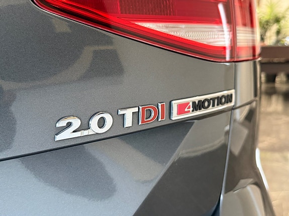Volkswagen Passat Alltrack 19 of 19