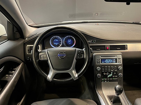 Volvo XC70 14 of 18