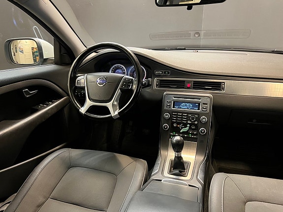 Volvo XC70 15 of 18