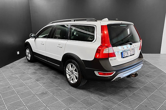 Volvo XC70 6 of 18