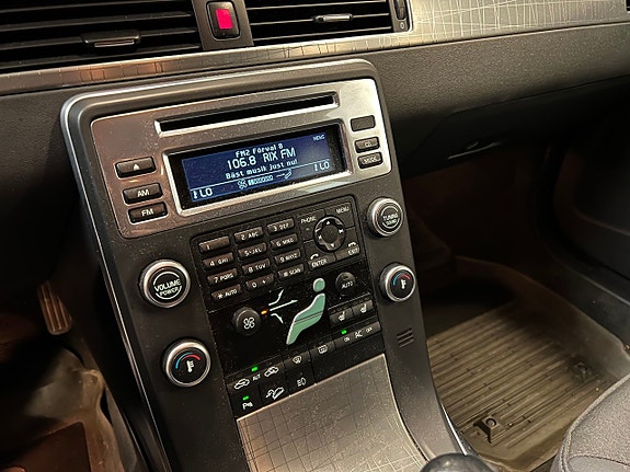 Volvo XC70 18 of 18