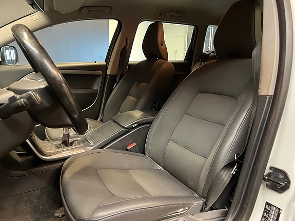 Volvo XC70 12 of 18