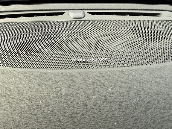 Volvo V90 Cross Country 16 of 16