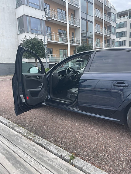 Audi A4 8 of 15