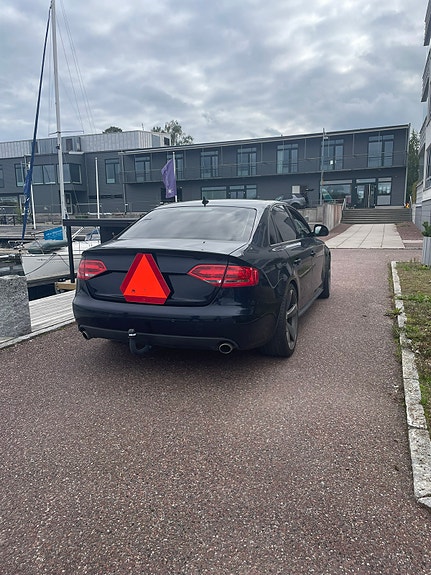 Audi A4 9 of 15