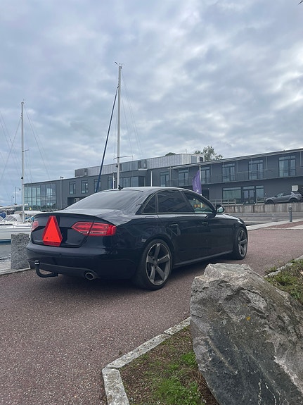 Audi A4 4 of 15
