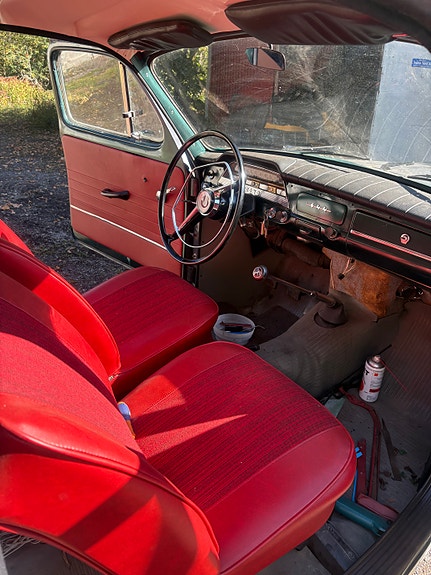 Volvo PV 7 of 10