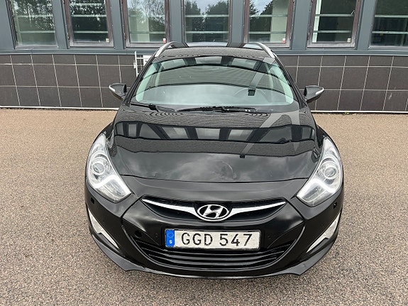 Hyundai i40 2 of 20
