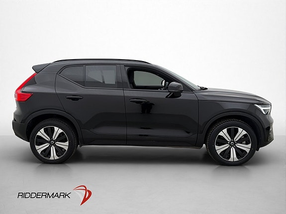 Volvo XC40 9 of 30