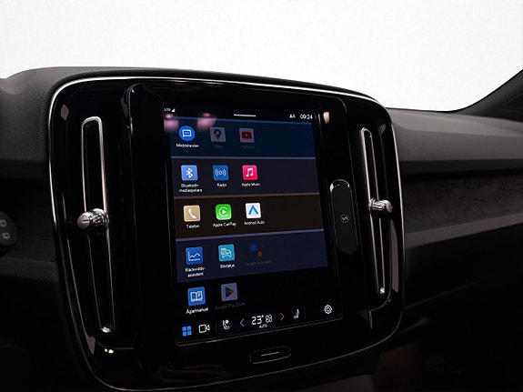 Volvo XC40 24 of 30