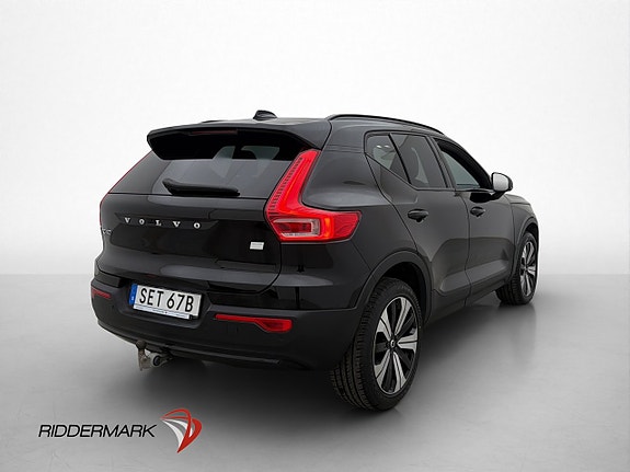 Volvo XC40 10 of 30
