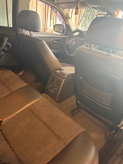 BMW 320d 6 of 8