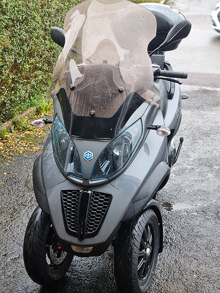 Piaggio MP3 500 3 of 4