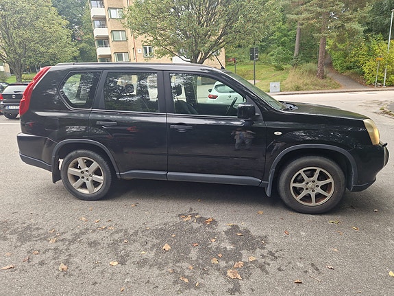 Nissan X-Trail 6 of 6