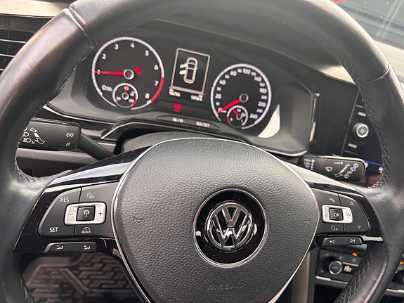 Volkswagen Polo 3 of 9