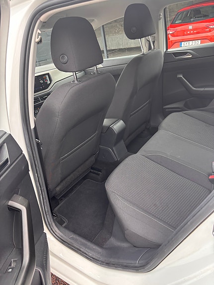 Volkswagen Polo 6 of 9