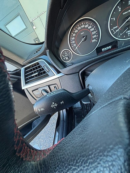 BMW 318d 17 of 17