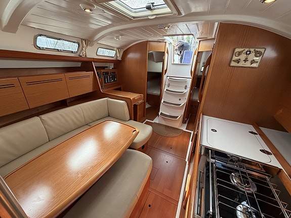Beneteau Cyclades 39.3 11 of 24