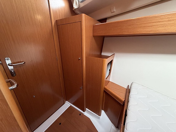 Beneteau Cyclades 39.3 15 of 24