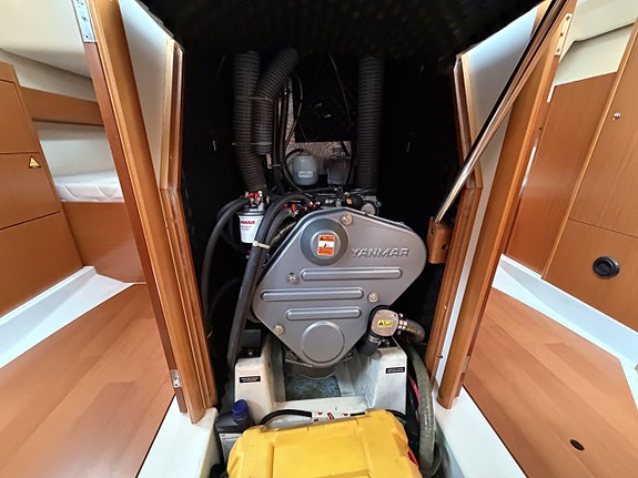 Beneteau Cyclades 39.3 24 of 24