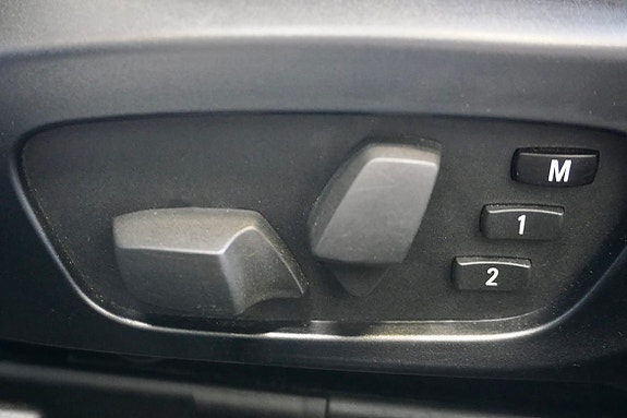 BMW 335i 15 of 20