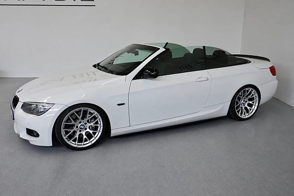 BMW 335i 5 of 20