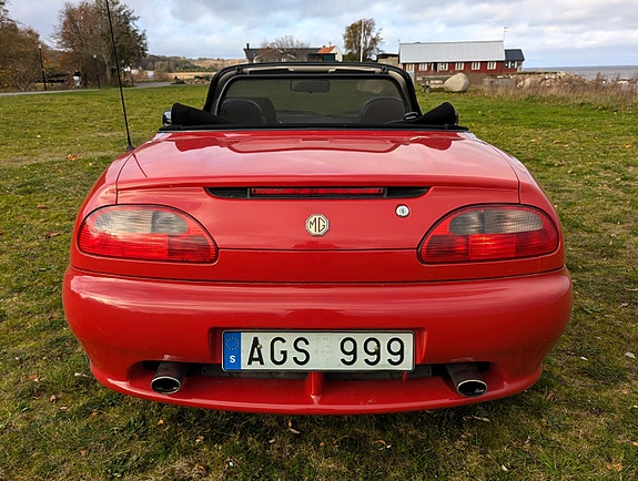 MG F 7 of 8
