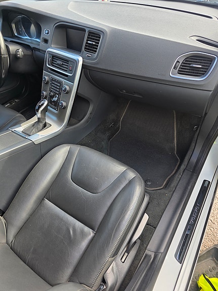 Volvo V60 6 of 10