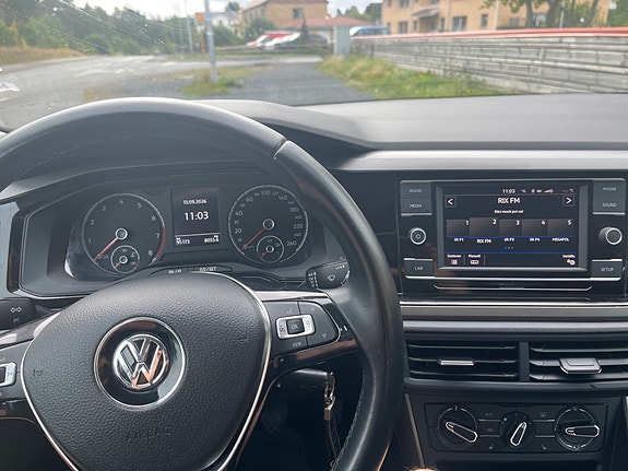 Volkswagen Polo 4 of 10