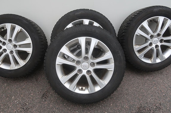 Kia Ceed 25 of 27